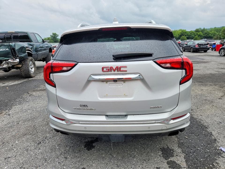2019 GMC TERRAIN DENALI 6