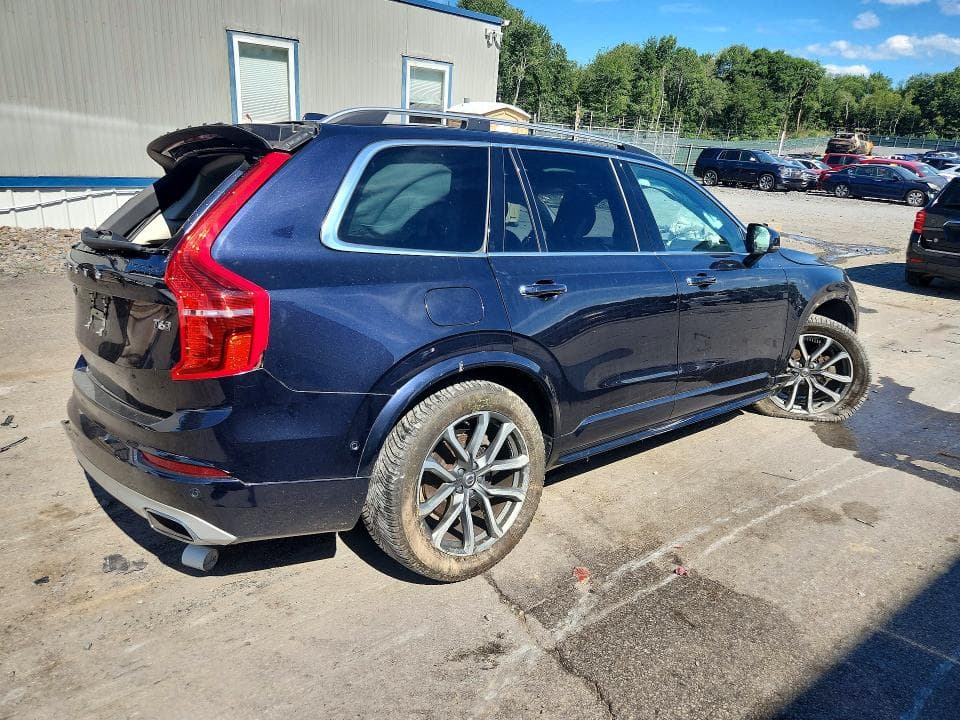 2019 VOLVO XC90 T6 MOMENTUM 3