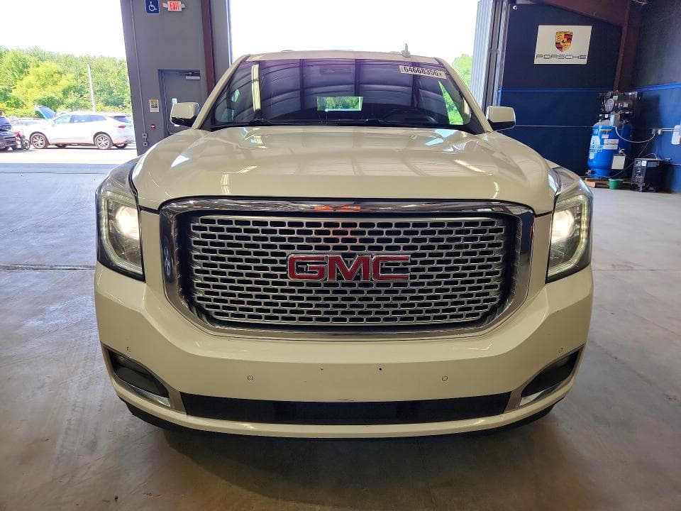 2017 GMC YUKON XL DENALI 5