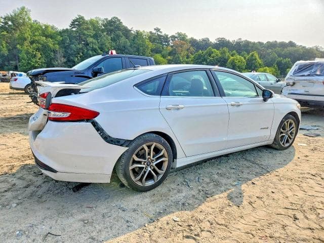 2017 FORD FUSION SE HYBRID 3