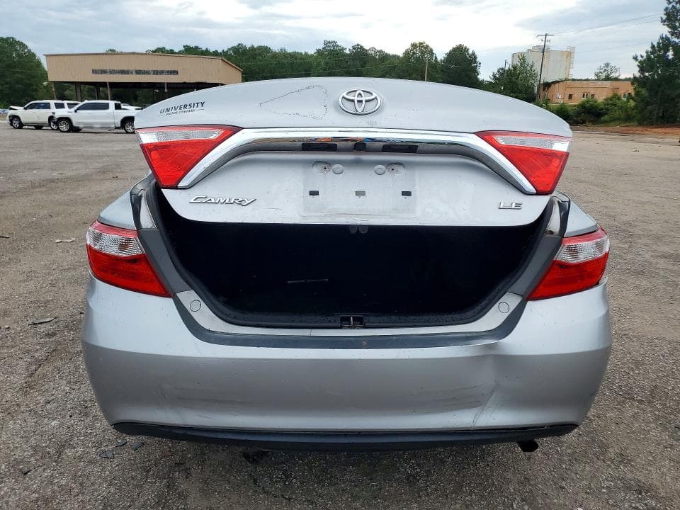 2017 TOYOTA CAMRY LE 6