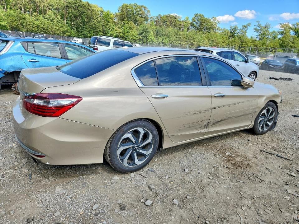 2017 HONDA ACCORD EX 3