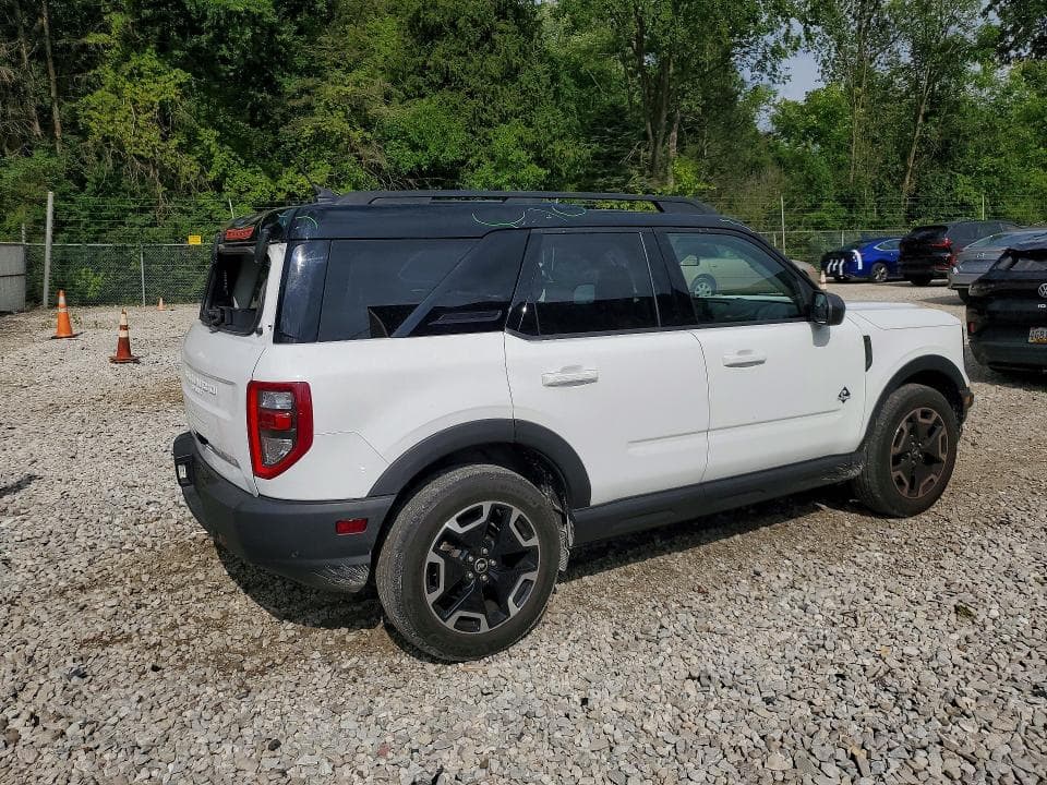 2021 FORD BRONCO SPORT OUTER BANKS 3