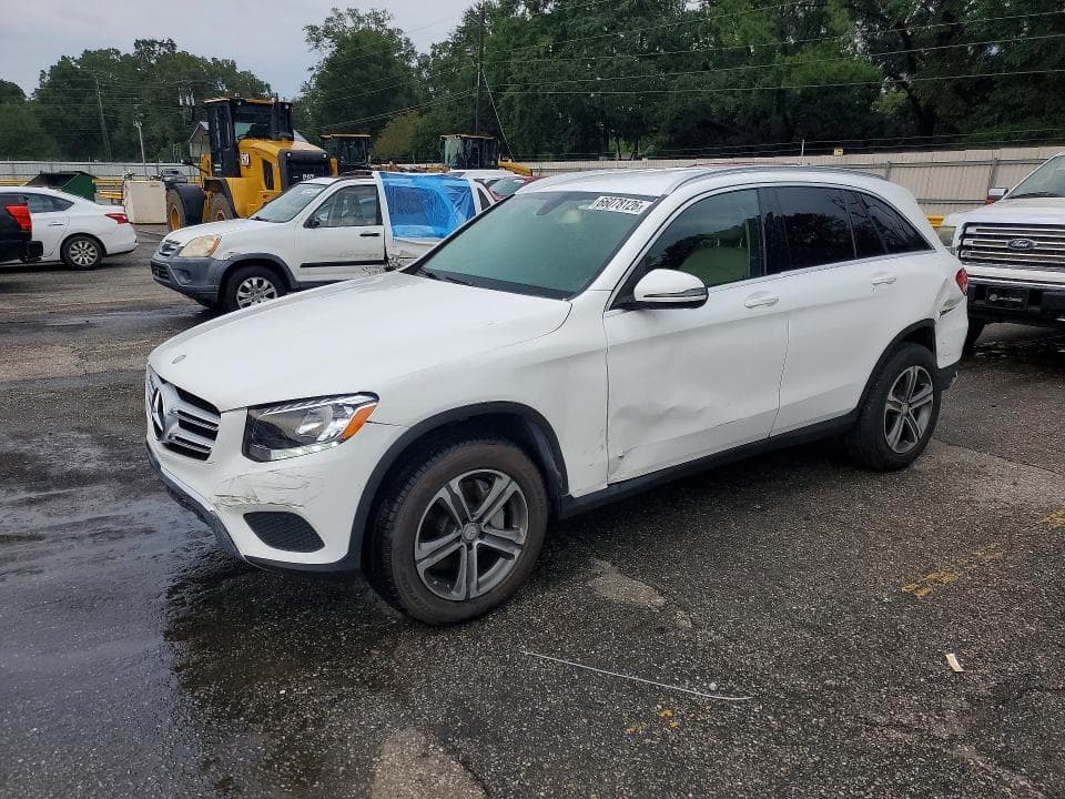 2017 MERCEDES-BENZ GLC 300 - 1