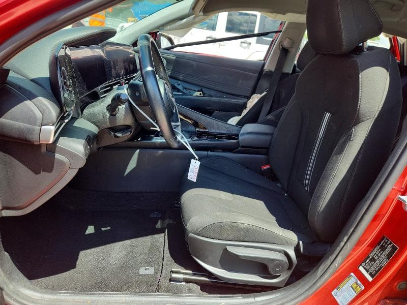 2023 HYUNDAI ELANTRA SEL 7