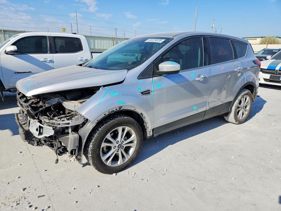 2019 FORD ESCAPE SE - 1
