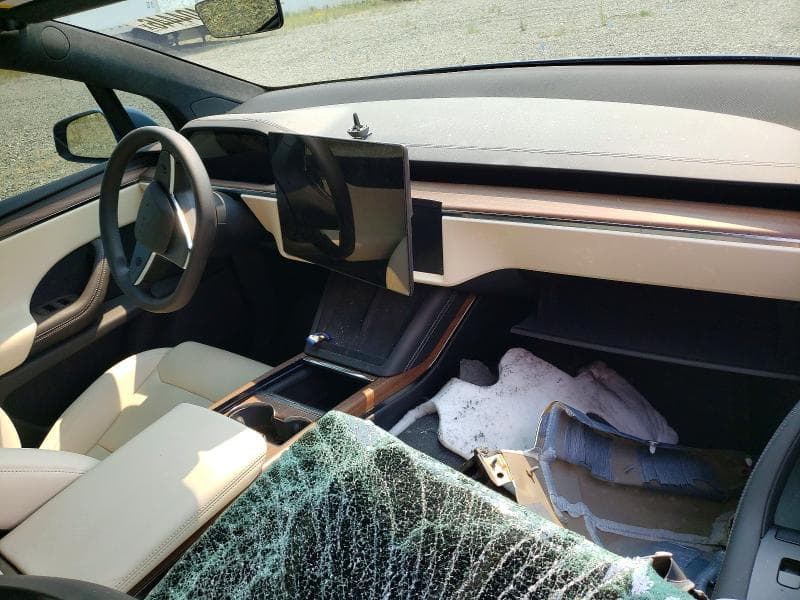 2026 TESLA MODEL X 8