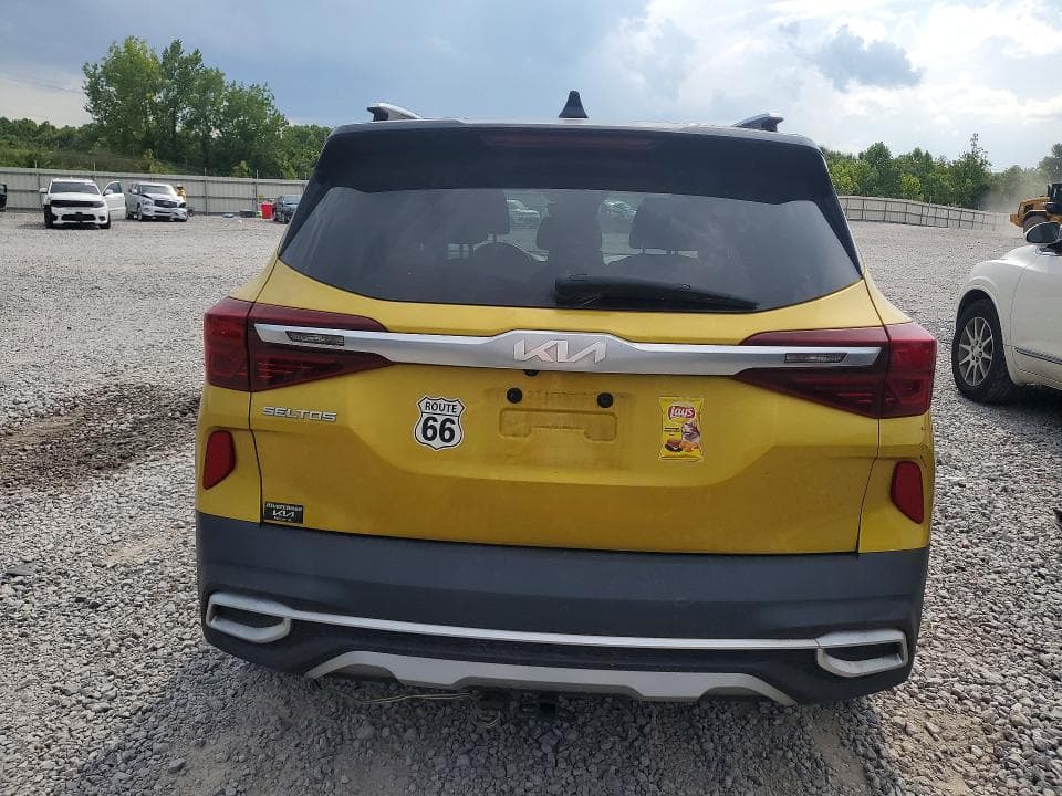 2023 KIA SELTOS S 6