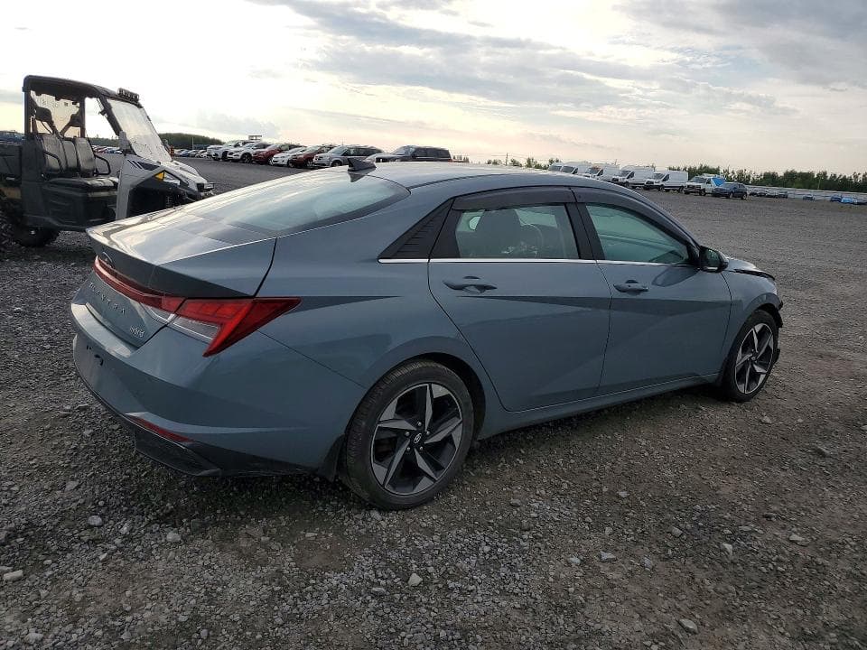 2023 HYUNDAI ELANTRA LIMITED 3