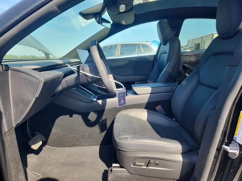 2026 TESLA MODEL Y 7