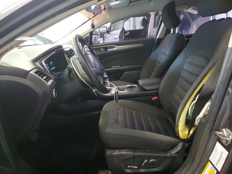 2017 FORD FUSION SE 7