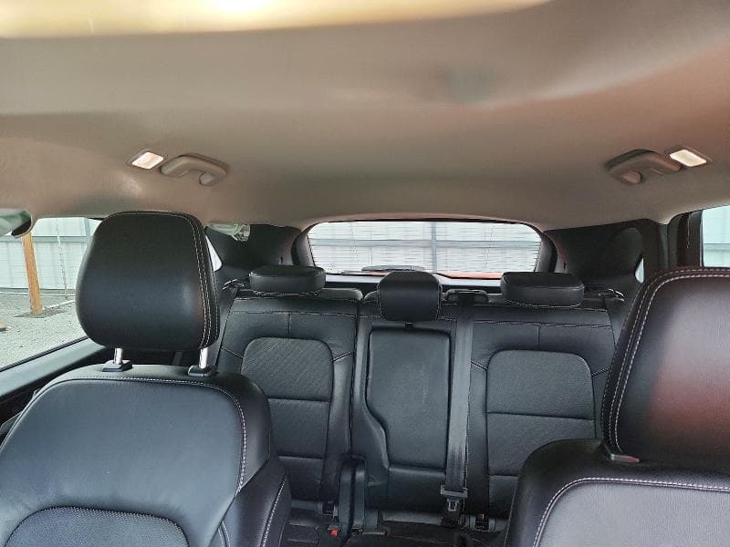 2020 FORD ESCAPE TITANIUM 10