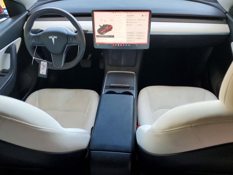 2021 TESLA MODEL Y 8