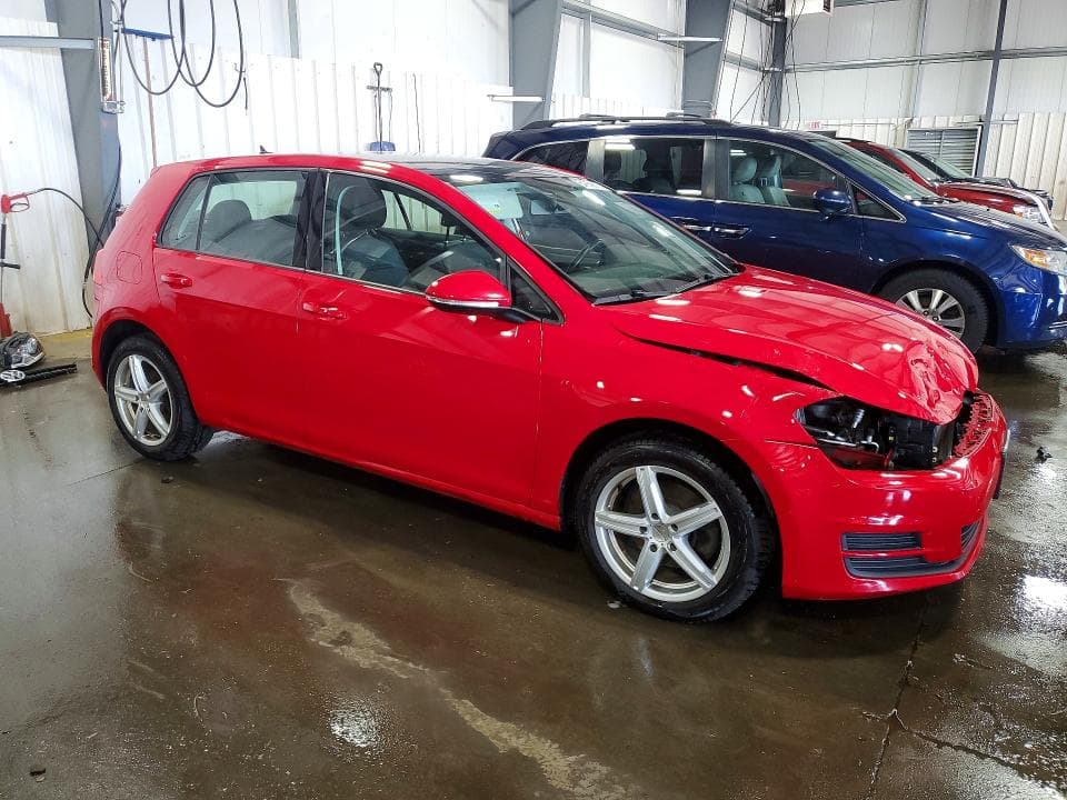 2017 VOLKSWAGEN GOLF S 4