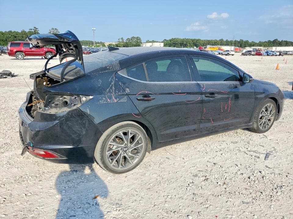 2019 HYUNDAI ELANTRA LIMITED 3