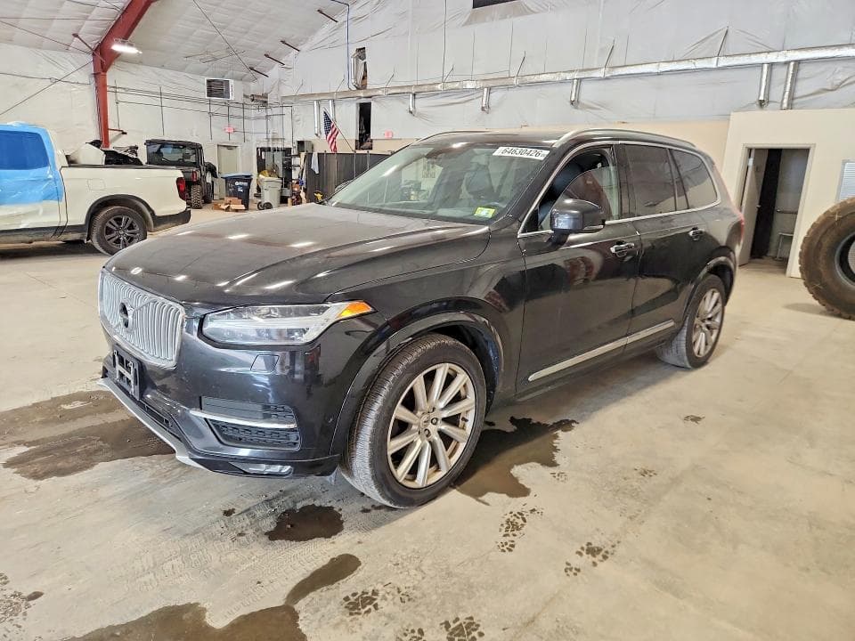 2017 VOLVO XC90 T6 - 1
