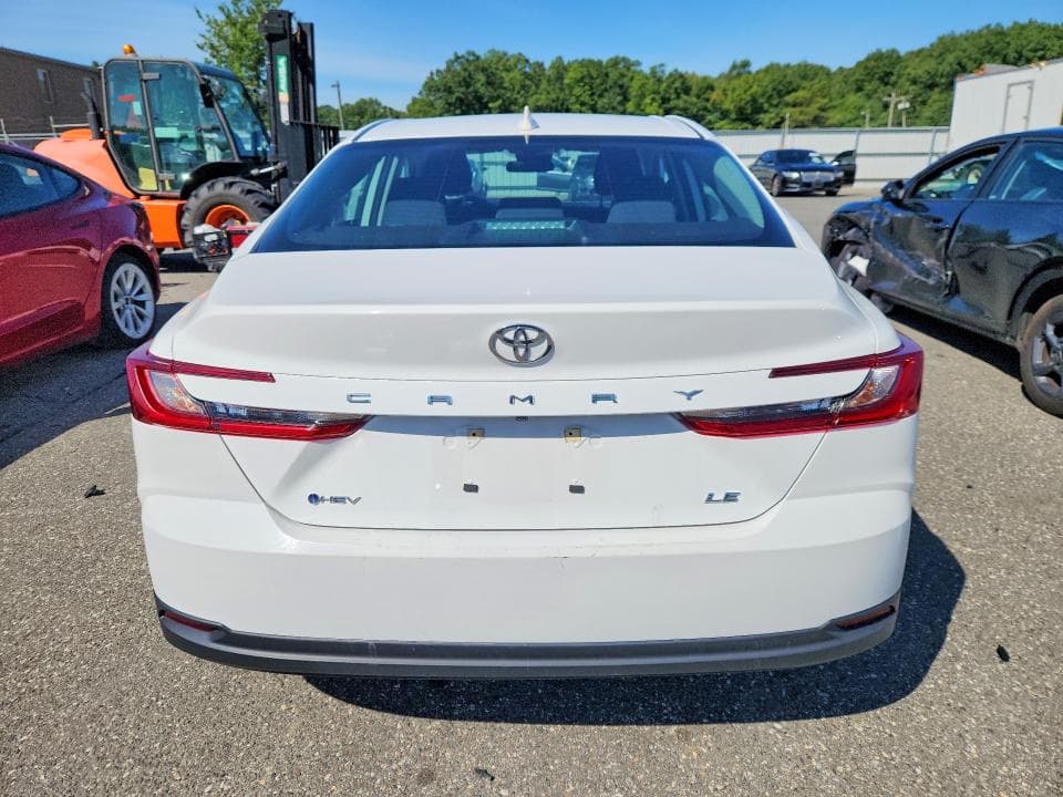 2025 TOYOTA CAMRY LE 6