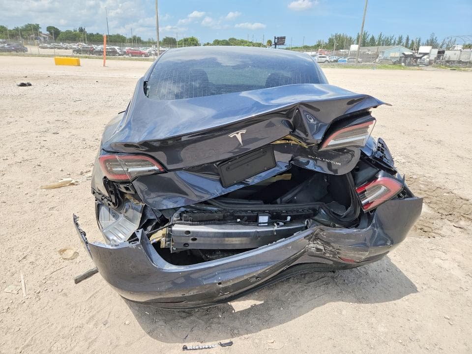 2020 TESLA MODEL 3 6