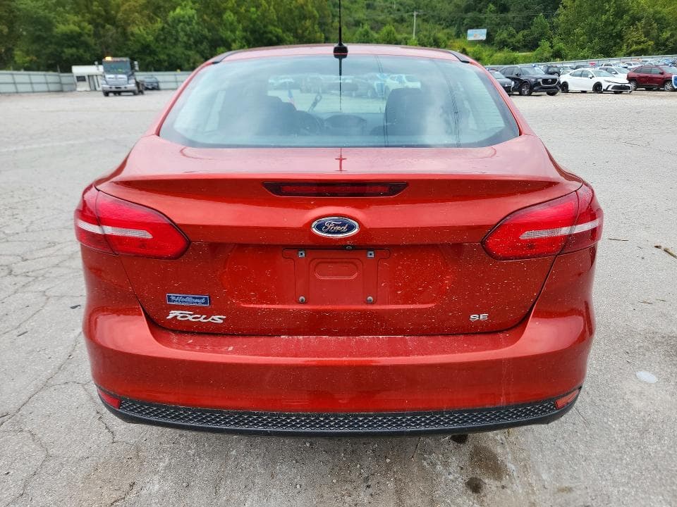 2018 FORD FOCUS SE 6