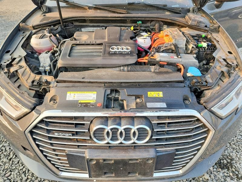 2017 AUDI A3 E-TRON PREMIUM 11