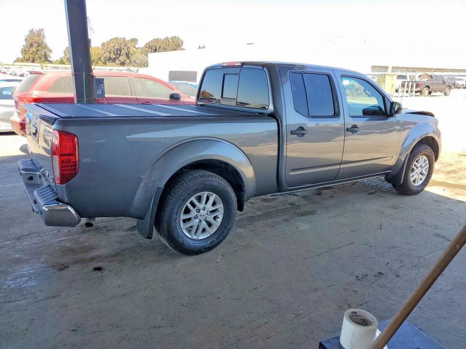 2018 NISSAN FRONTIER SV 3