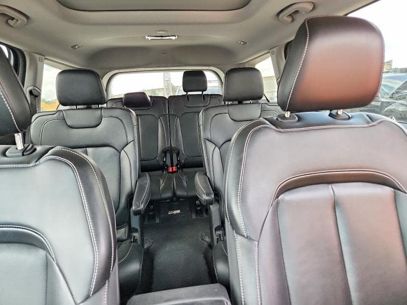2023 JEEP GRAND CHEROKEE L LIMITED 10