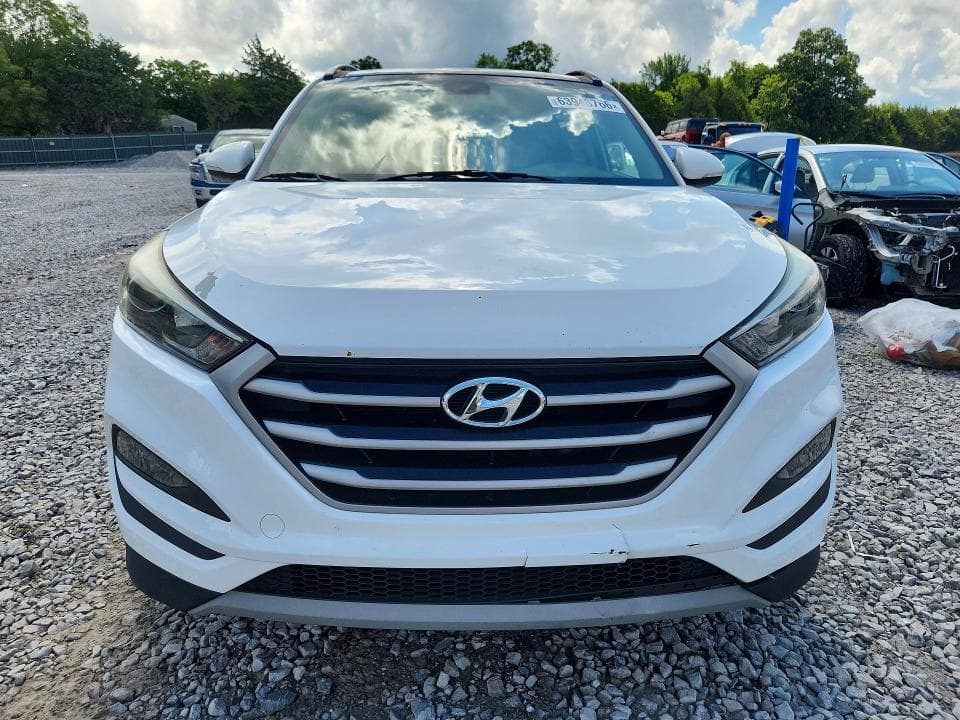 2017 HYUNDAI TUCSON VALUE 5