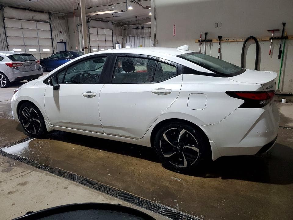 2023 NISSAN VERSA SR 2