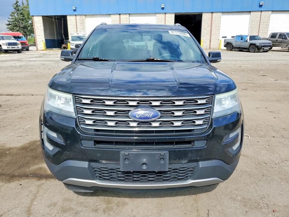 2017 FORD EXPLORER XLT 5