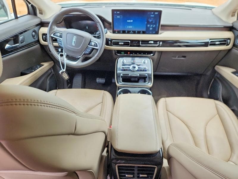 2022 LINCOLN NAUTILUS RESERVE 8