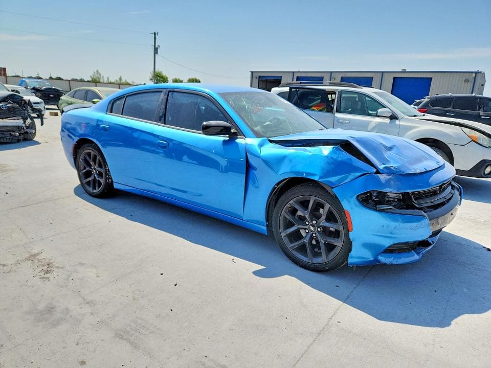 2019 DODGE CHARGER SXT 4