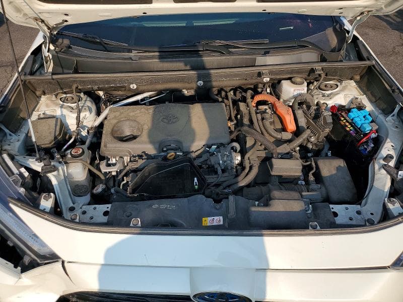 2022 TOYOTA RAV4 XSE 24