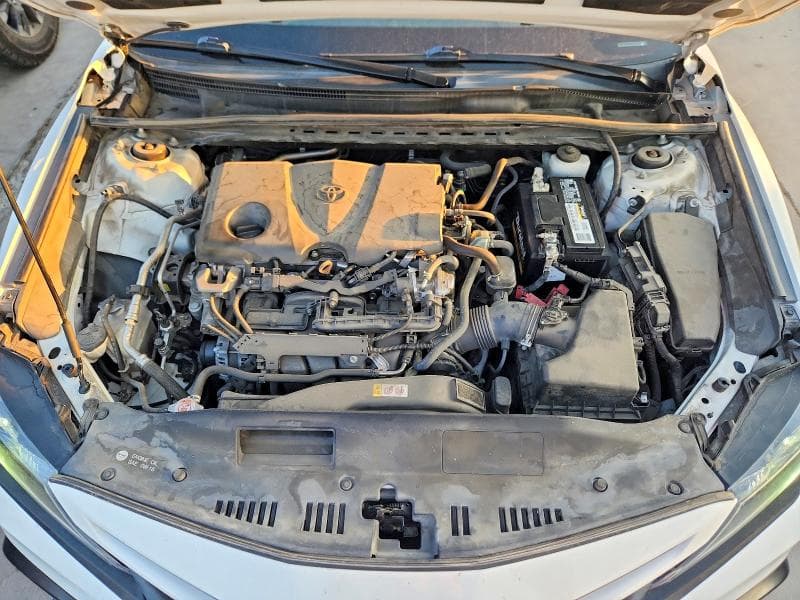 2021 TOYOTA CAMRY SE 11