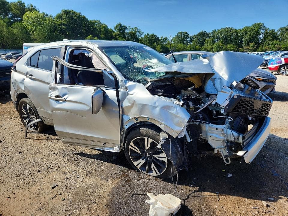 2026 MITSUBISHI ECLIPSE CROSS SE 4