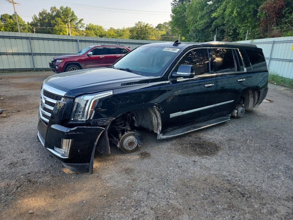 2019 CADILLAC ESCALADE LUXURY