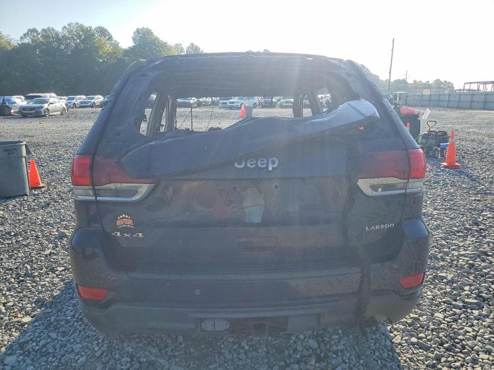 2017 JEEP GRAND CHEROKEE LAREDO 6