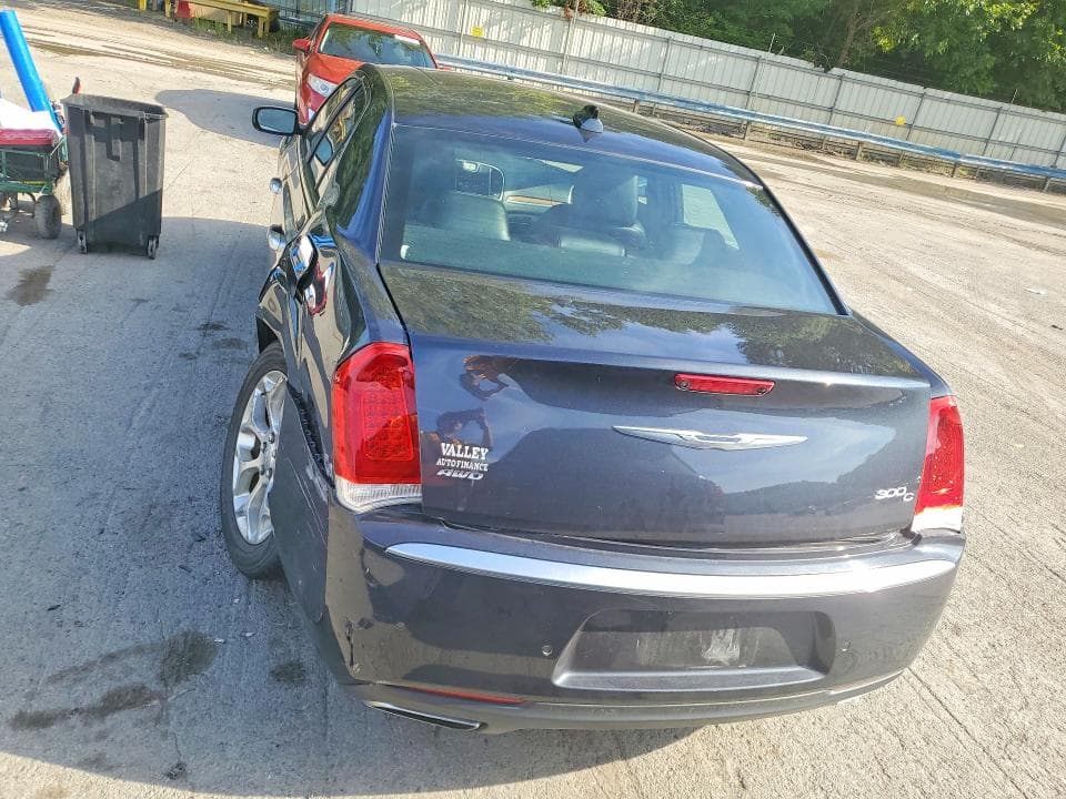 2017 CHRYSLER 300C PLATINUM 6