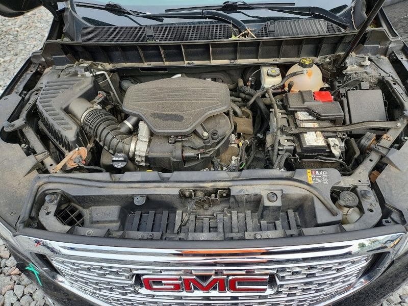 2018 GMC ACADIA DENALI 12