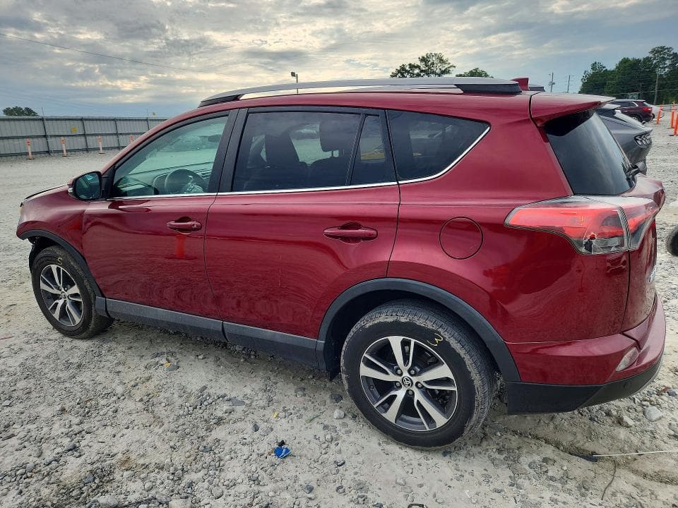 2018 TOYOTA RAV4 XLE 2