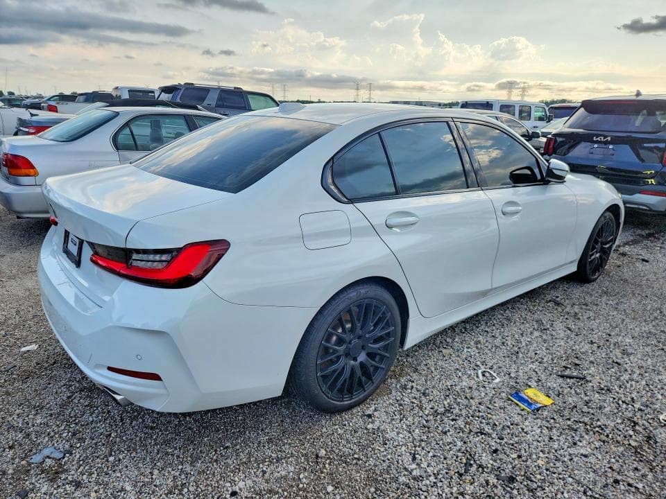 2023 BMW 330XI 3