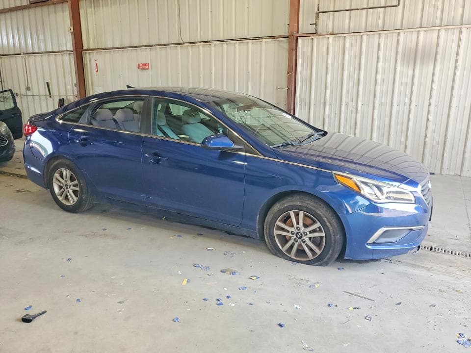 2017 HYUNDAI SONATA SE 4