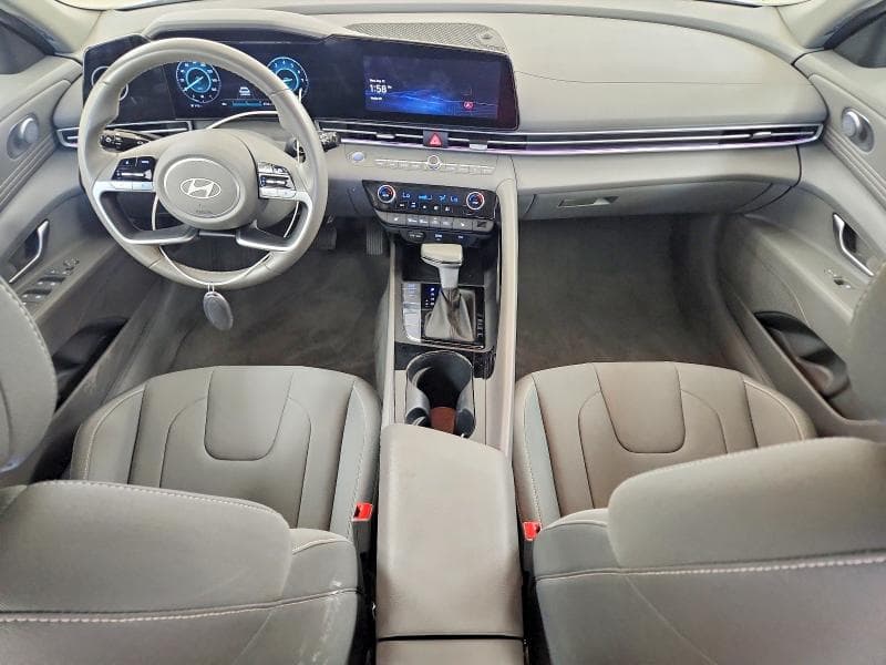 2025 HYUNDAI ELANTRA SEL 8