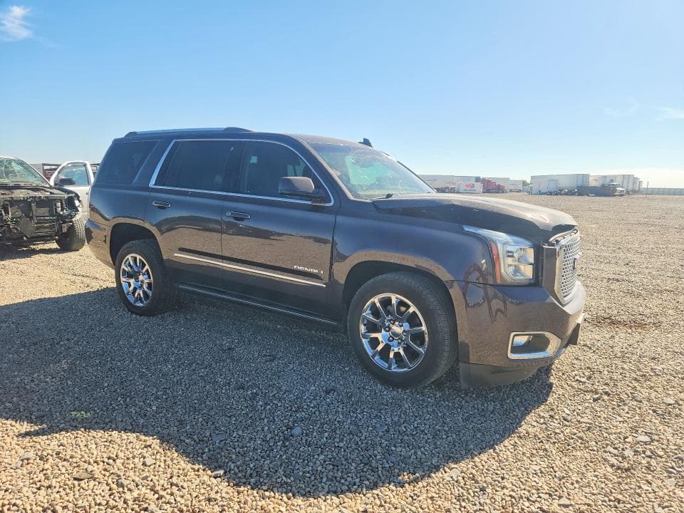 2017 GMC YUKON DENALI 4