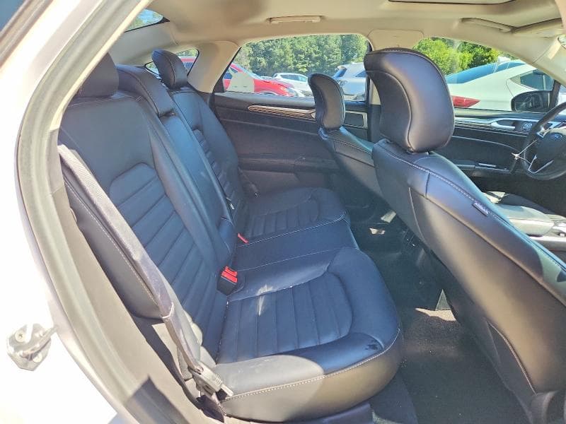 2017 FORD FUSION SE 10