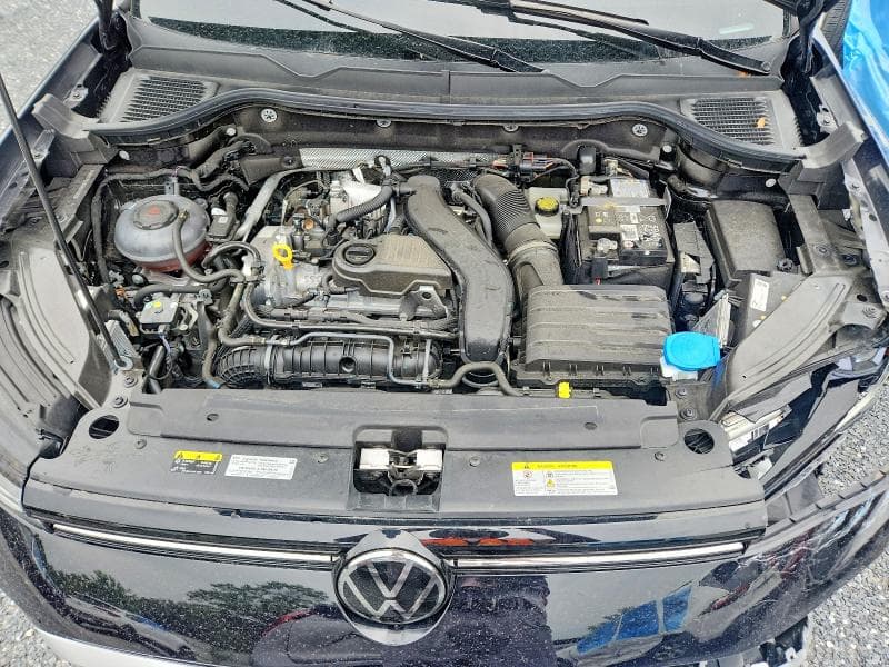 2025 VOLKSWAGEN TAOS SE 12