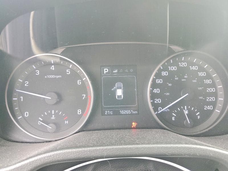 2017 HYUNDAI ELANTRA SE 9