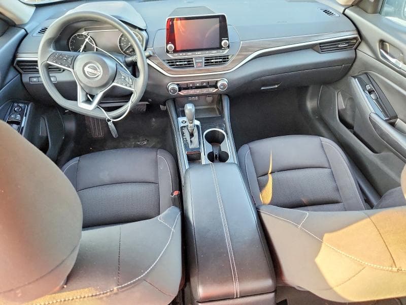 2023 NISSAN ALTIMA SV 8