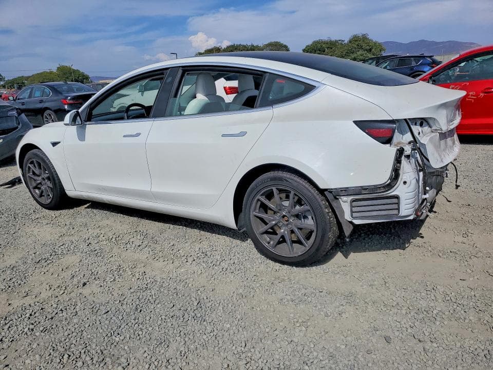 2020 TESLA MODEL 3 2