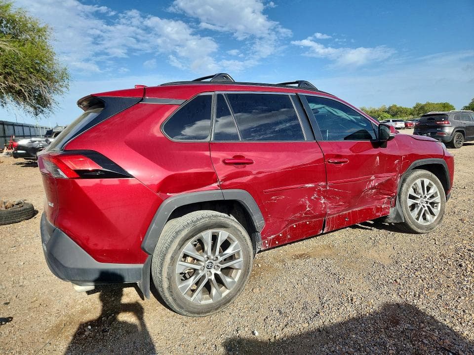 2024 TOYOTA RAV4 XLE PREMIUM 3