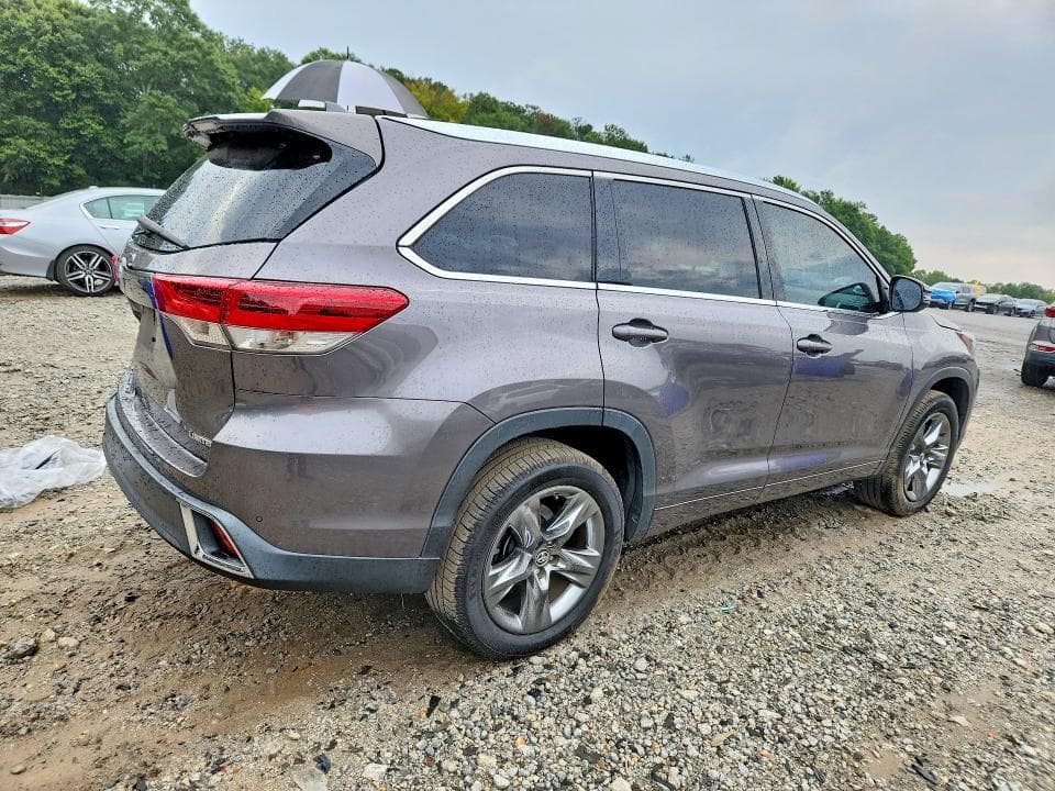 2019 TOYOTA HIGHLANDER LIMITED PLATINUM 3